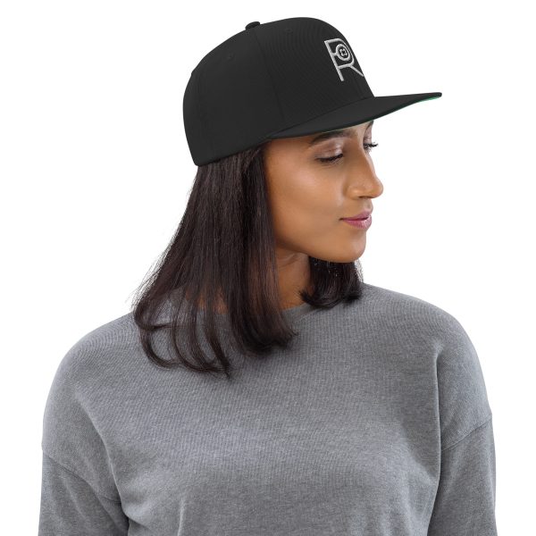 R - White And Black Outlined Unisex Snapback Hat - Image 2