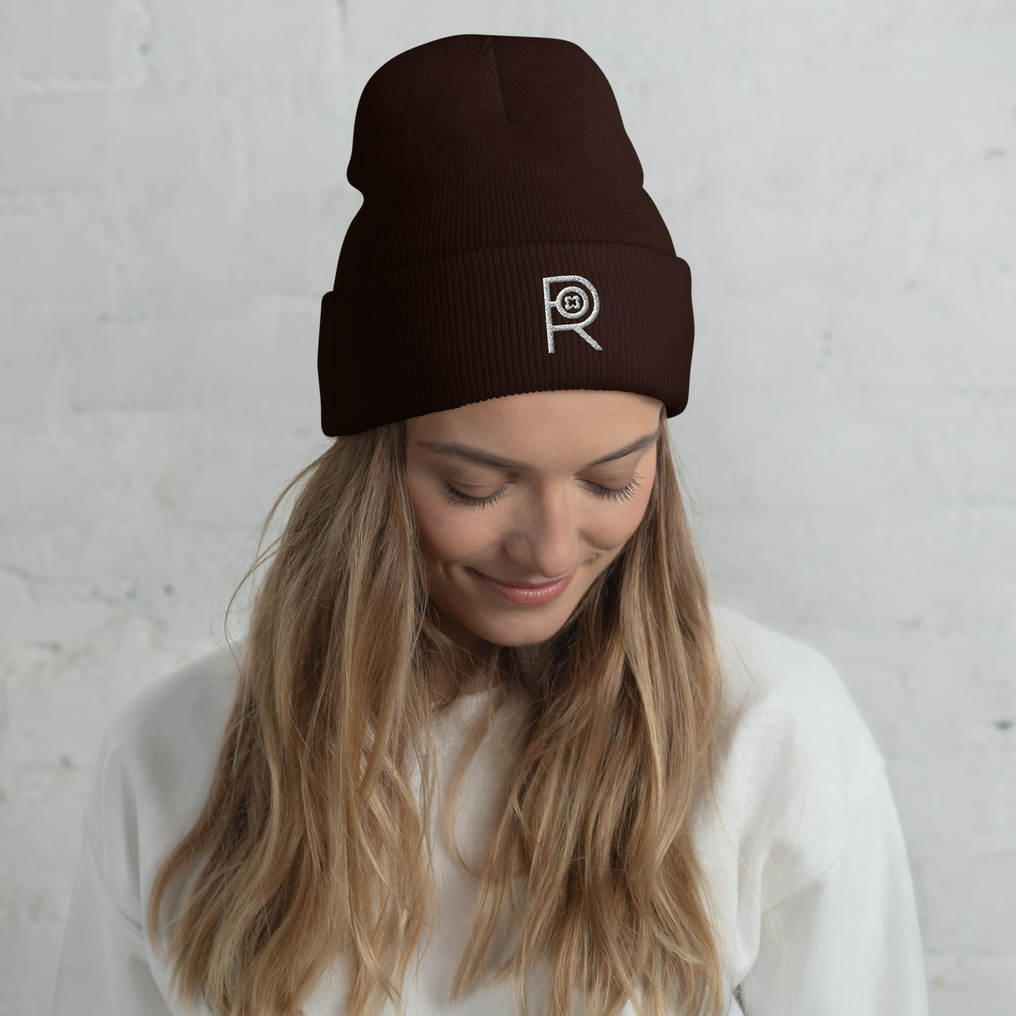 R - White And Black Outlined Unisex Cuffed Beanie - Image 16
