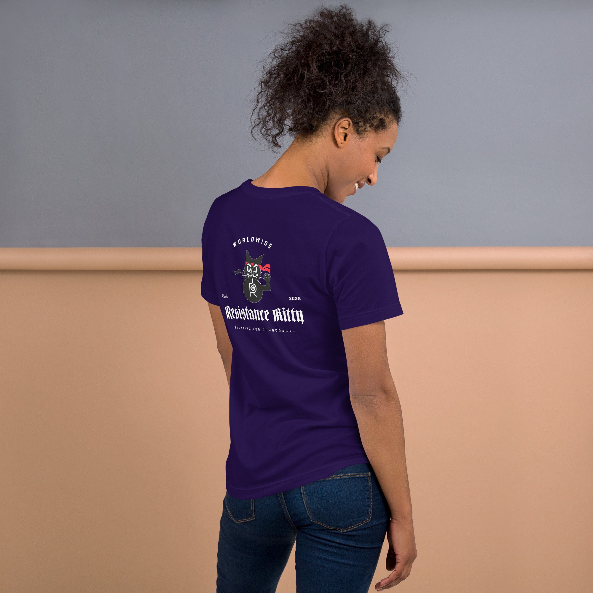 R - Resistance Kitty Fighting For Democracy Worldwide Estd 2025 Dark Style 2 Unisex T-shirt - Image 12